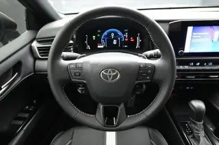 Toyota Camry 2025 SE 4dr Sedan