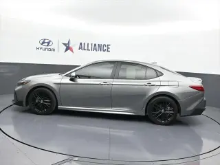 Toyota Camry 2025 SE 4dr Sedan