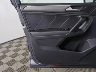 Volkswagen Tiguan 2023 AWD SE R-Line Black 4Motion 4dr SUV