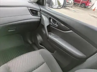 Nissan Rogue 2018 AWD SV 4p Crossover