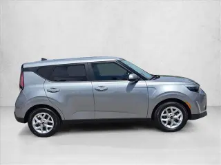 Kia Soul 2024 LX 4dr Crossover