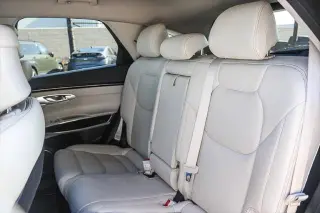 Genesis GV70 2025 AWD 2.5T Estándar 4p SUV