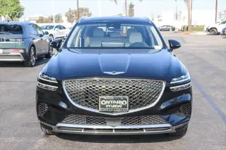 Genesis GV70 2025 AWD 2.5T Estándar 4p SUV