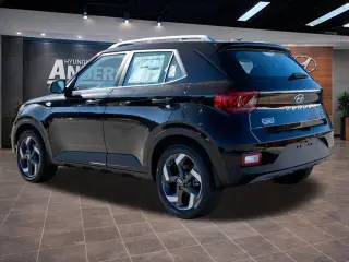 Hyundai VENUE 2026 SEL 4dr Crossover