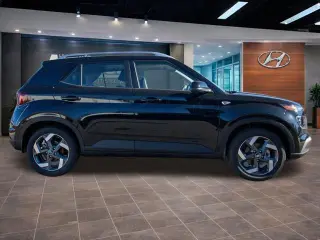 Hyundai VENUE 2026 SEL 4dr Crossover