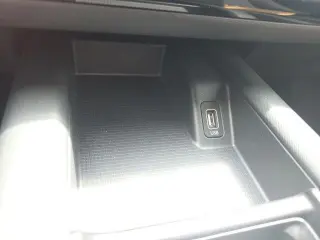 Hyundai IONIQ 6 2023 SE 4p Sedana