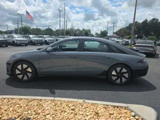 Hyundai IONIQ 6 2023 SE 4p Sedana