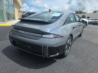Hyundai IONIQ 6 2023 SE 4p Sedana