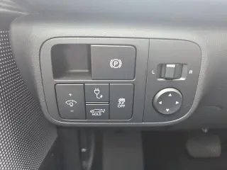 Hyundai IONIQ 6 2023 SE 4p Sedana