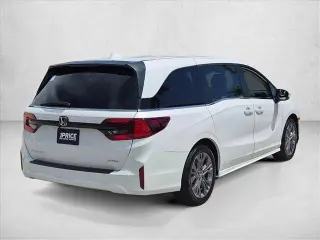 Honda Odyssey 2025 Touring 4dr Mini-Van