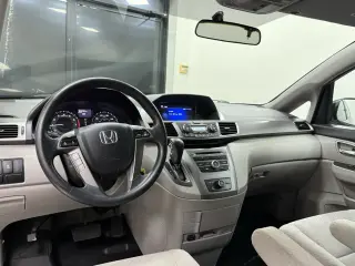 Honda Odyssey 2016 LX 4dr Mini-Van