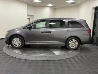 Honda Odyssey 2016 LX 4dr Mini-Van