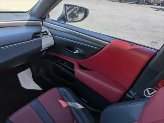 Lexus ES 350 2023 F SPORT Handling 4dr Sedán