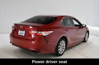 Toyota Camry 2020 SE 4p Sedan