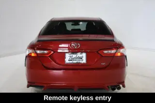 Toyota Camry 2020 SE 4p Sedan