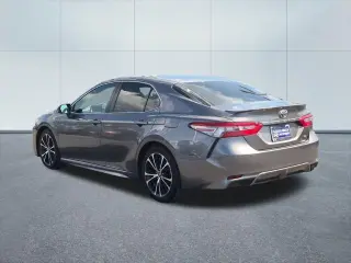Toyota Camry 2018 SE 4dr Sedán