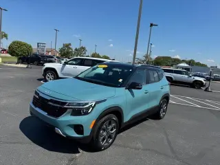 Kia Seltos 2024 AWD S 4dr SUV
