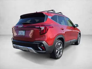 Kia Seltos 2024 S 4dr SUV