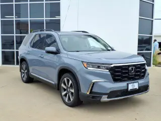 Honda Pilot 2024 AWD Touring 4p SUV