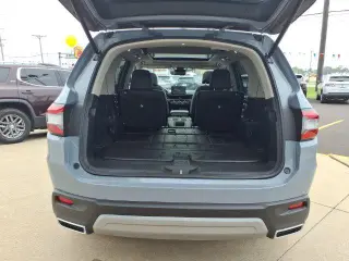 Honda Pilot 2024 AWD Touring 4p SUV