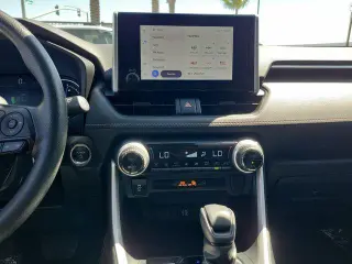 Toyota RAV4 Hybrid 2025 AWD XLE 4p SUV