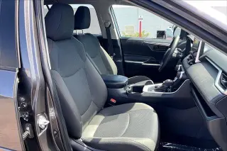 Toyota RAV4 Hybrid 2024 AWD LE 4p SUV