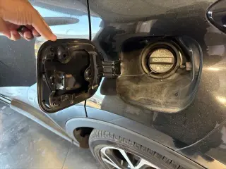 Toyota C-HR 2018 XLE Premium 4dr Crossover