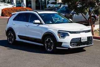 Kia Niro EV 2024 Wave 4p Crossover