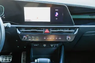 Kia Niro 2023 EX Touring 4dr Crossover