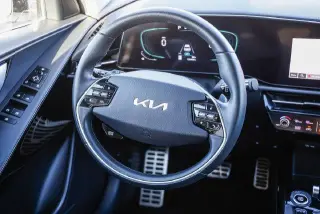 Kia Niro 2023 EX Touring 4dr Crossover