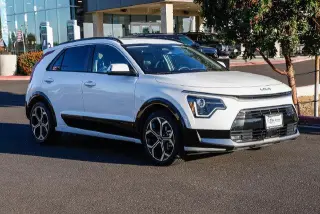 Kia Niro 2023 EX Touring 4dr Crossover