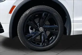Volkswagen Tiguan 2024 SE R-Line Negro 4p SUV
