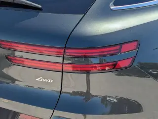Genesis GV70 2025 AWD 2.5T Standard 4dr SUV