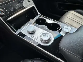 Genesis GV80 2025 AWD 2.5T Estándar 4p SUV