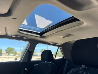 Hyundai VENUE 2025 SEL 4dr Crossover