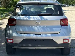 Hyundai VENUE 2025 SEL 4dr Crossover