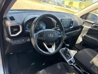 Hyundai VENUE 2025 SEL 4dr Crossover