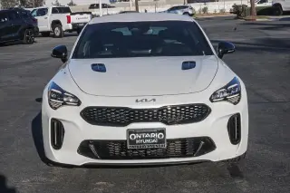 Kia Stinger 2023 GT-Line 4p Sedana