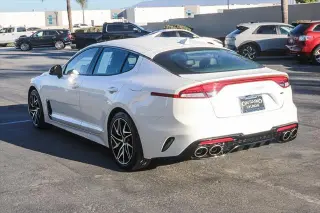 Kia Stinger 2023 GT-Line 4p Sedana
