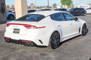 Kia Stinger 2023 GT-Line 4p Sedana