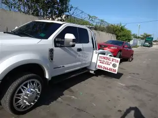 Servicio de grua 305 244 8530