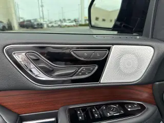 Lincoln Navigator 2023 4x4 Reserve 4p SUV