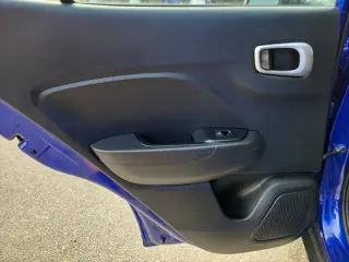 Hyundai VENUE 2023 SE 4puertas Crossover