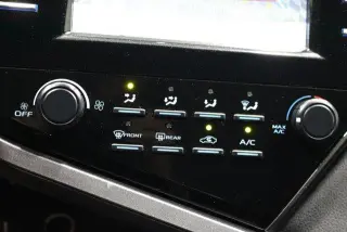 Toyota Camry 2019 LE 4dr Sedan