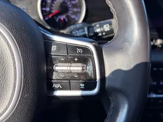 Kia Carnival 2023 EX 4dr Mini-Van
