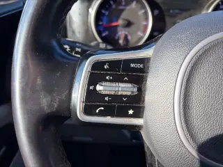 Kia Carnival 2023 EX 4dr Mini-Van