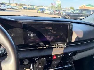 Kia Carnival 2023 EX 4dr Mini-Van