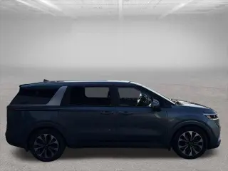 Kia Carnival 2023 EX 4dr Mini-Van