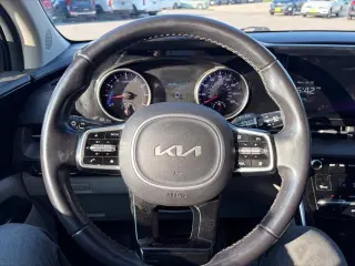 Kia Carnival 2023 EX 4dr Mini-Van