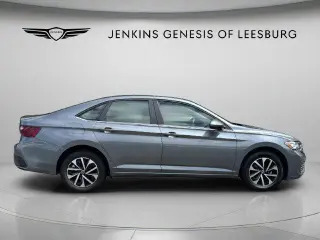 Volkswagen Jetta 2024 S 4dr Sedán 8A